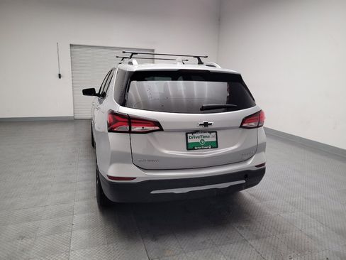 Used 2022 Chevrolet Equinox Premier FWD image 6