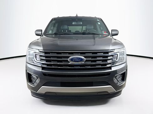 Used 2021 Ford Expedition XLT RWD image 3