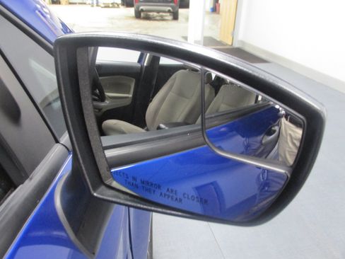 Used 2021 Ford EcoSport S AWD/4WD image 17