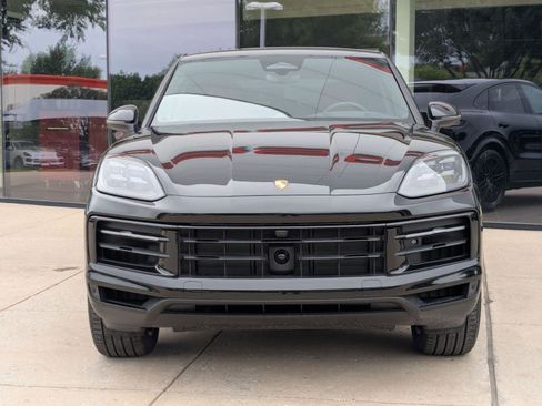 New 2026 Porsche Cayenne Coupe AWD/4WD image 6