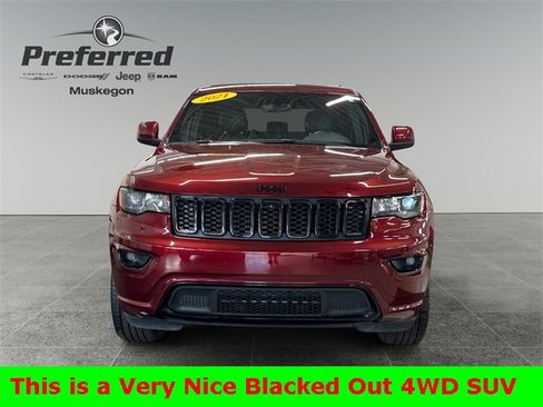 Used 2021 Jeep Grand Cherokee Laredo X image 13