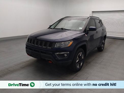 Used 2017 Jeep Compass Trailhawk w/ Leather Interior Group AWD/4WD image 1