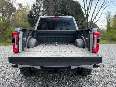 Used 2026 Ford F250 Platinum w/ Platinum Plus Package image 7