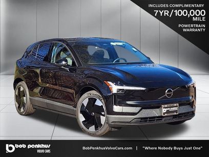 New 2025 Volvo EX30 Plus w/ Protection Package Premier