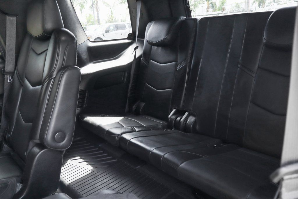 Used 2019 Cadillac Escalade Platinum AWD/4WD image 47