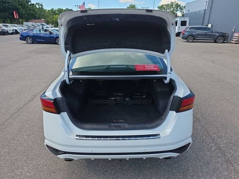 Used 2023 Nissan Altima 2.5 SV w/ SV Premium Package AWD/4WD image 25