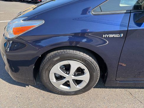 Used 2014 Toyota Prius Two image 12