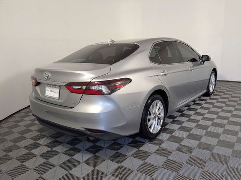 Used 2024 Toyota Camry LE FWD image 6