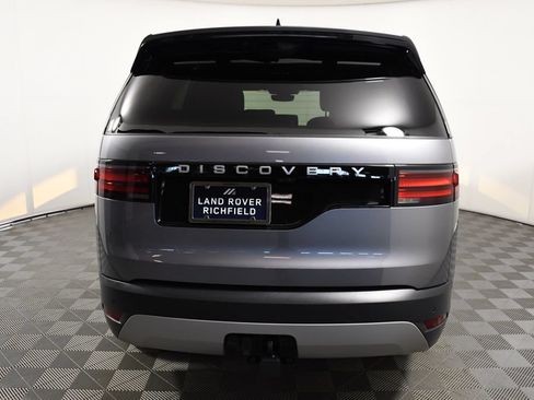 Certified 2025 Land Rover Discovery S AWD/4WD image 5