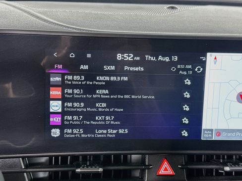 Used 2024 Kia Sportage EX FWD image 21