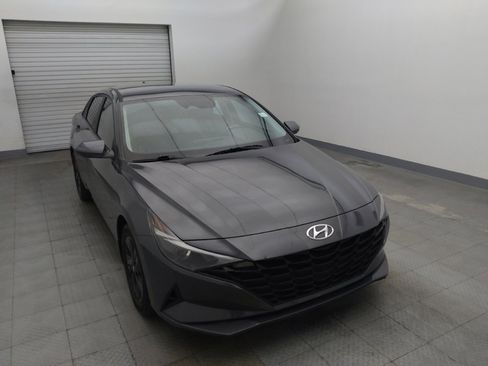 Used 2023 Hyundai Elantra SEL FWD image 14