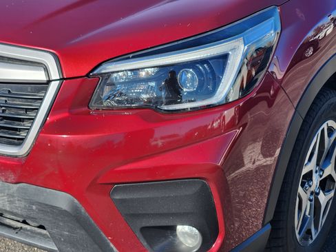 Used 2021 Subaru Forester Premium image 30