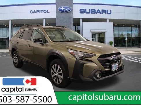 Used 2024 Subaru Outback Premium AWD/4WD image 1