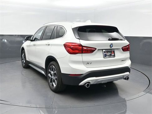Used 2021 BMW X1 sDrive28i image 3