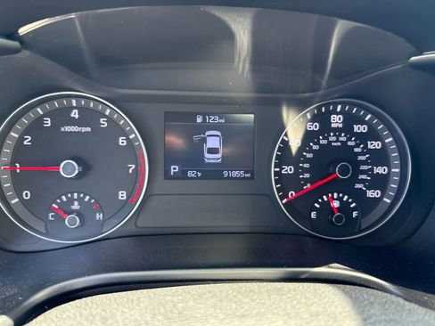 Used 2019 Kia Forte EX FWD image 25
