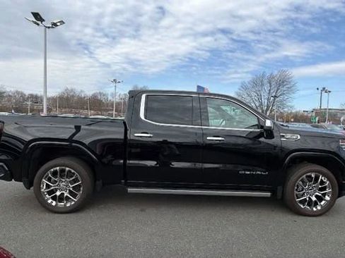 New 2025 GMC Sierra 1500 Denali w/ Denali Reserve Package AWD/4WD image 8