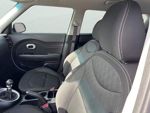 Used 2016 Kia Soul image 26