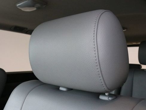 Used 2013 Toyota Sequoia SR5 AWD/4WD image 25