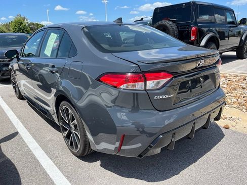 Used 2024 Toyota Corolla SE w/ SE Premium Package FWD image 3