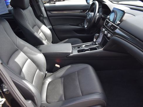 Used 2021 Honda Accord Sport image 13