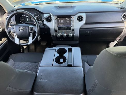 Used 2021 Toyota Tundra SR5 AWD/4WD image 31