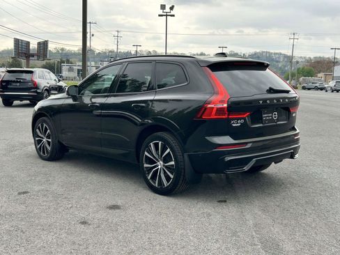 Certified 2024 Volvo XC60 B5 Plus w/ Climate Package image 5