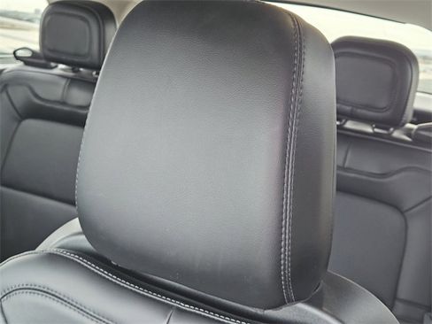 Certified 2023 Lincoln Corsair FWD w/ Equipment Group 101A image 15