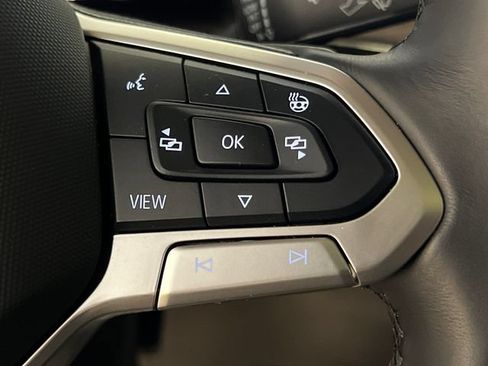 Certified 2024 Volkswagen Atlas SEL Premium R-Line AWD/4WD image 22