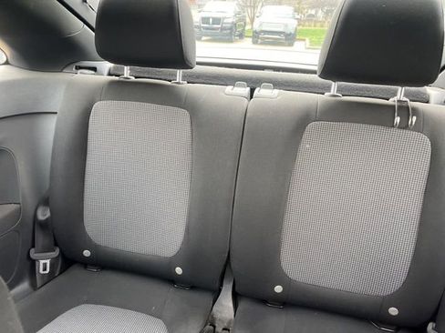 Used 2018 Volkswagen Beetle 2.0T S image 8