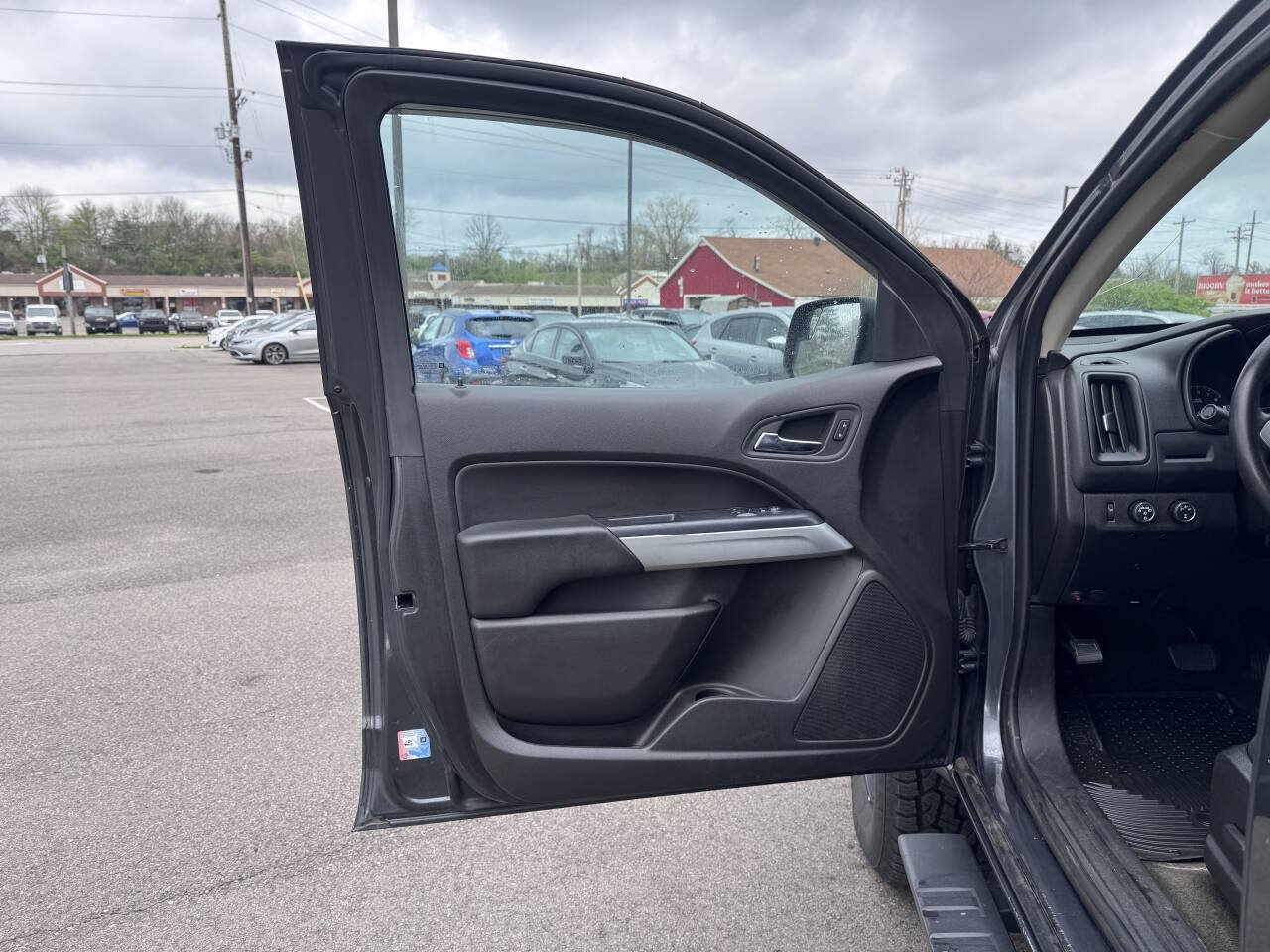 Used 2016 Chevrolet Colorado LT w/ LT Convenience Package AWD/4WD image 10