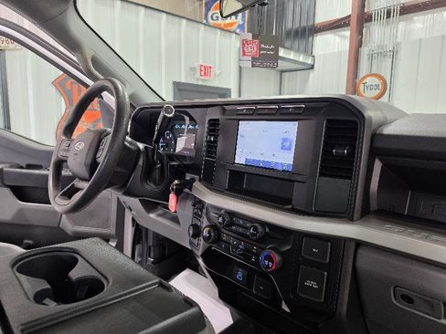 Used 2024 Ford F350 XL w/ XL Driver Assist Package AWD/4WD image 13