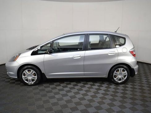 Used 2011 Honda Fit image 11