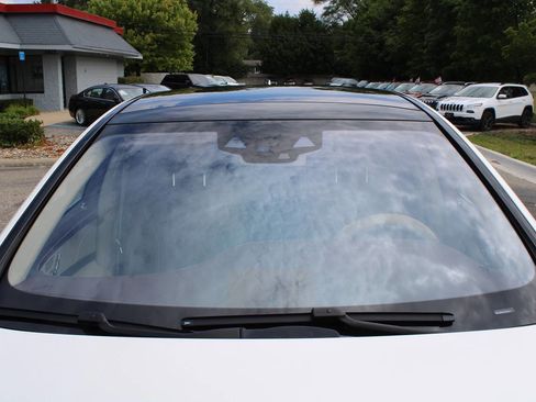 Used 2018 Mercedes-Benz S 560 4MATIC Sedan image 19