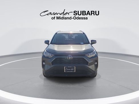 Used 2021 Toyota RAV4 XLE FWD image 3