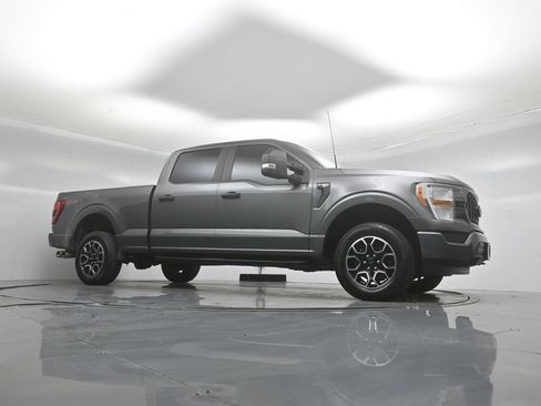 Certified 2022 Ford F150 XL w/ STX Appearance Package AWD/4WD image 4