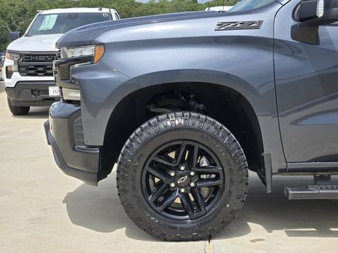 Used 2021 Chevrolet Silverado 1500 LT Trail Boss w/ Convenience Package II AWD/4WD image 10