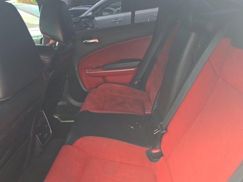 Used 2019 Dodge Charger Scat Pack w/ Plus Group RWD image 5