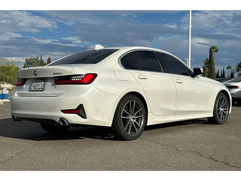 Used 2019 BMW 330i Sedan w/ Premium Package RWD image 6