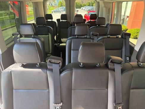 New 2026 Ford Transit 350 148 Medium Roof Wagon AWD image 23