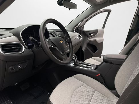 Used 2024 Chevrolet Equinox LS FWD image 12