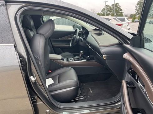 Certified 2025 MAZDA CX-30 AWD 2.5 S w/ Premium Package image 37