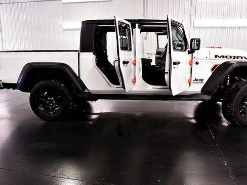 Used 2021 Jeep Gladiator Mojave image 29
