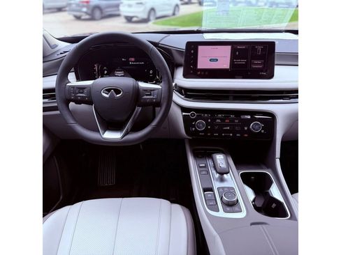 Used 2026 INFINITI QX60 Luxe w/ Family Package AWD/4WD image 11