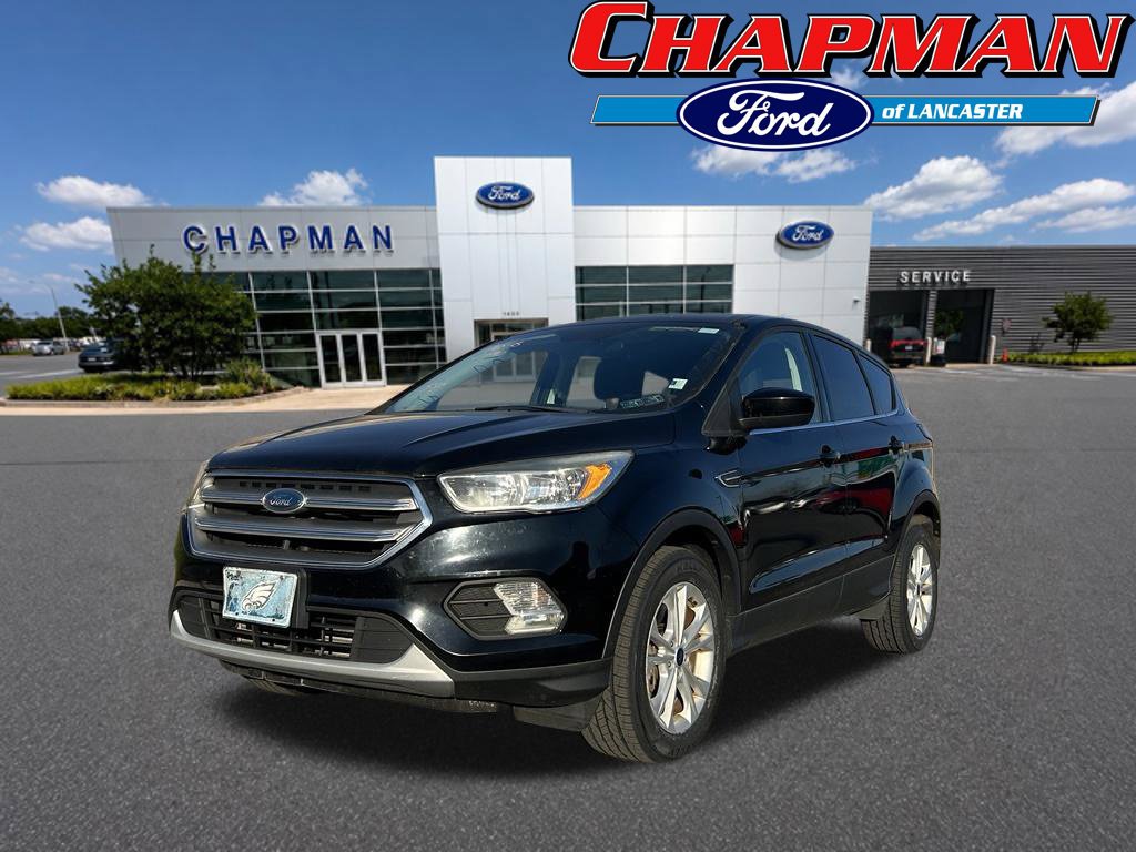 Used 2017 Ford Escape SE AWD/4WD image 1