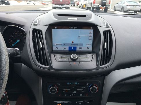 Used 2017 Ford Escape SE w/ Equipment Group 201A image 21