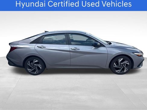 Certified 2025 Hyundai Elantra Sport FWD image 7