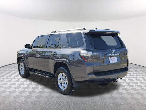 Used 2022 Toyota 4Runner SR5 Premium w/ Moonroof Package image 16