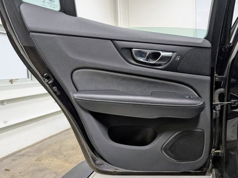 Used 2022 Volvo S60 T8 R-Design w/ Advanced Package image 17