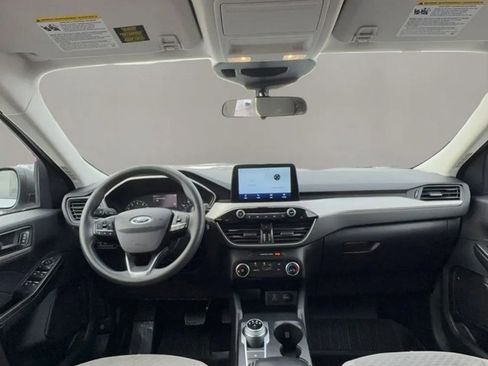 Used 2022 Ford Escape SE image 14