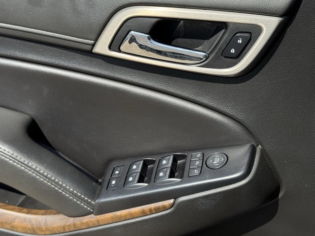 Used 2019 GMC Yukon XL Denali RWD image 25